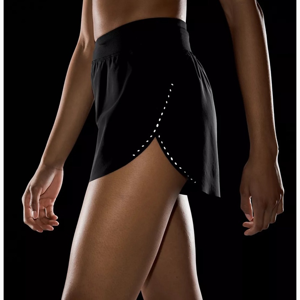 Lululemon Find Your Pace High-Rise Lined Shorts Black sz 10